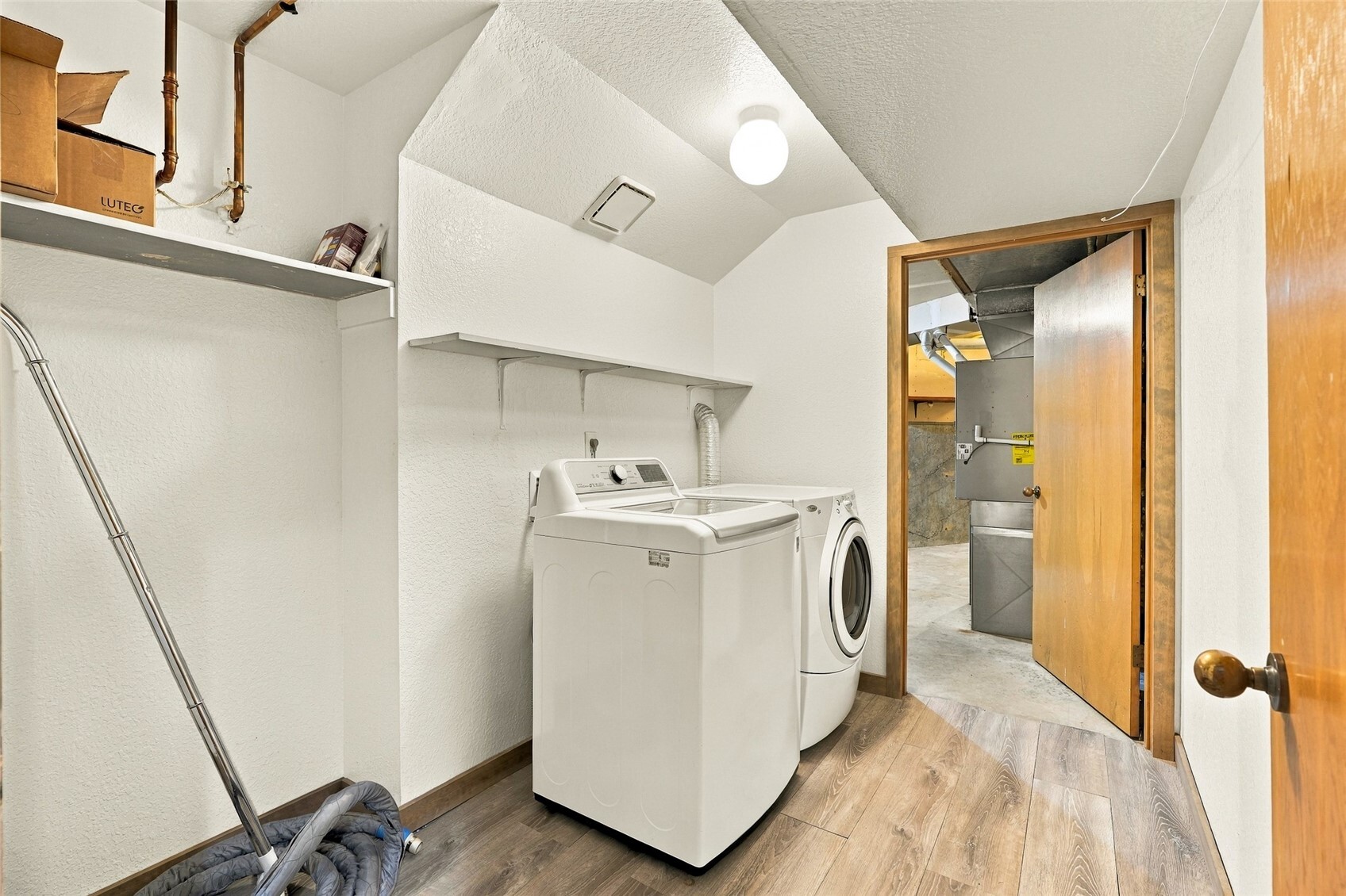 4910 Seabreeze Way Property Photo 30