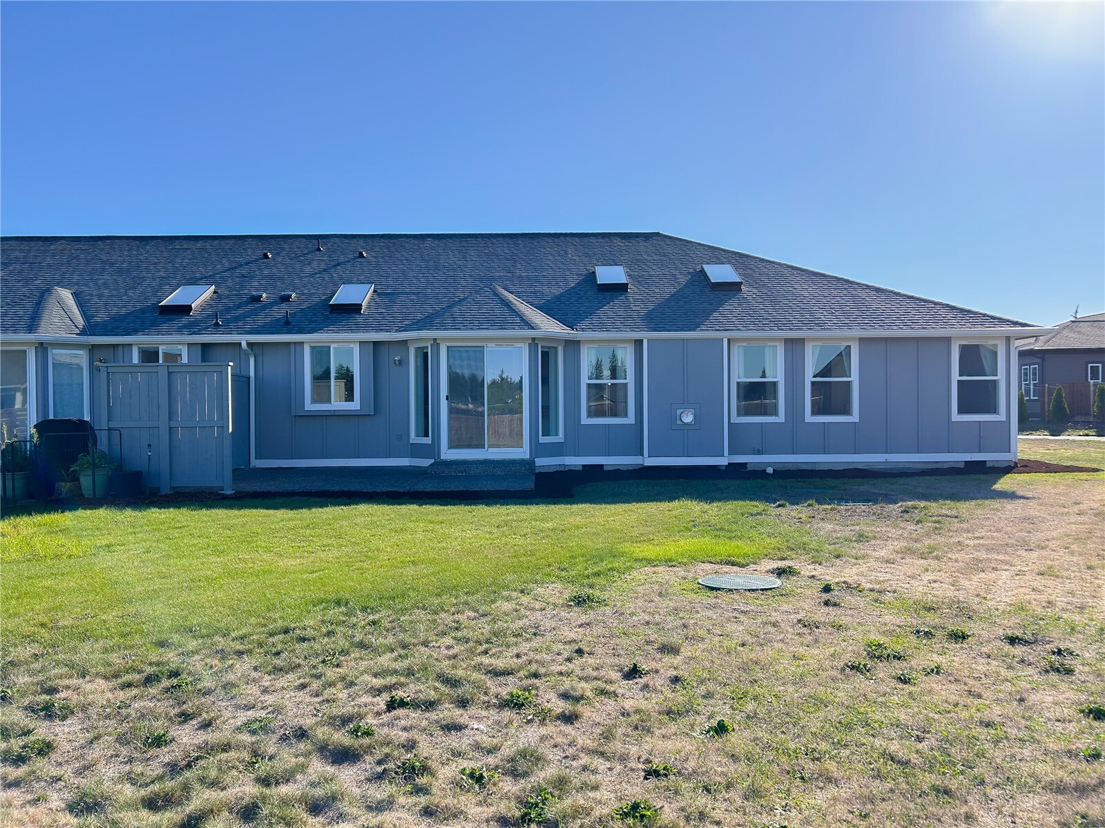 62 Heron Way 17b Property Photo 36
