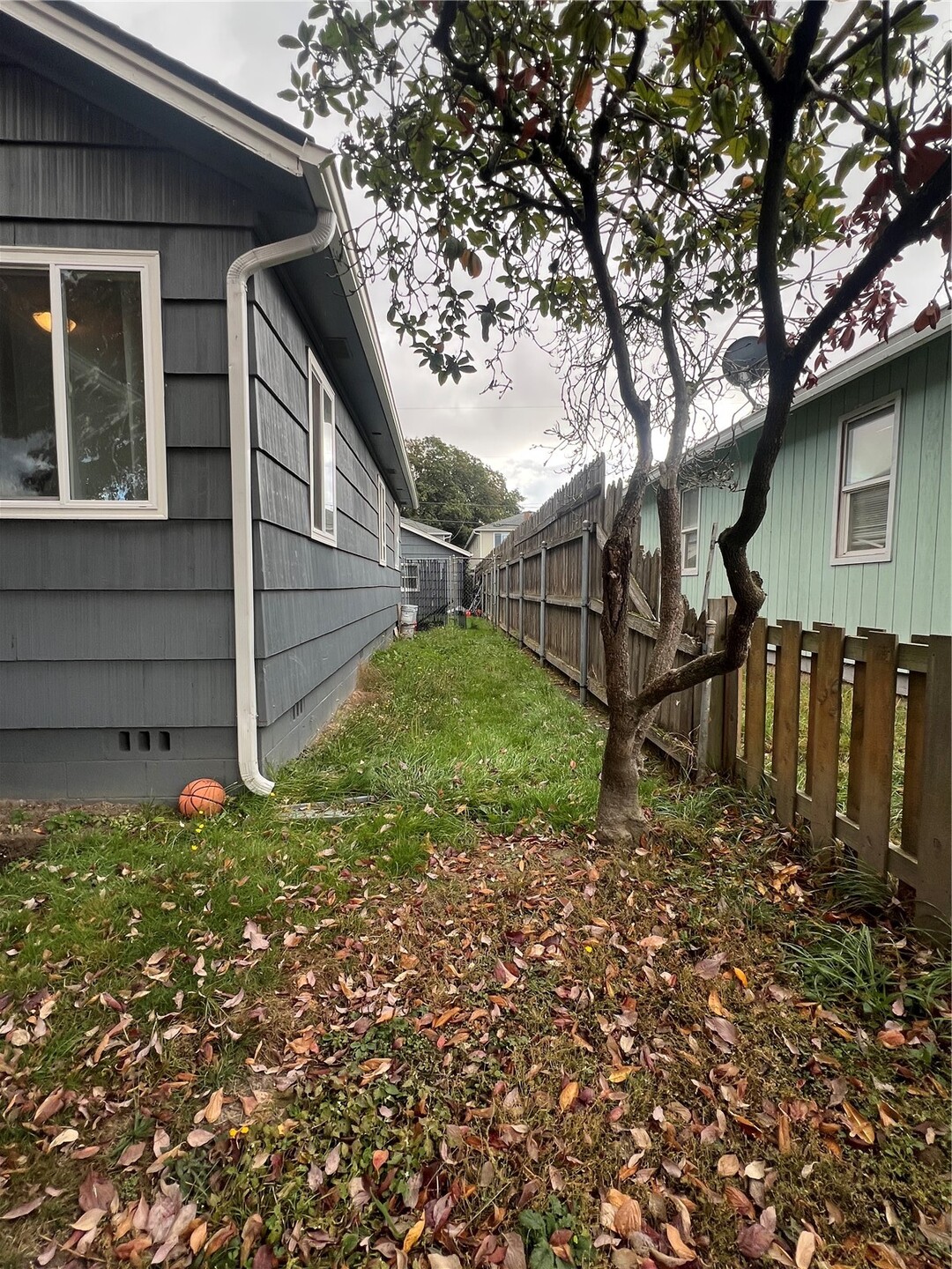 264 21st Street Property Photo 9