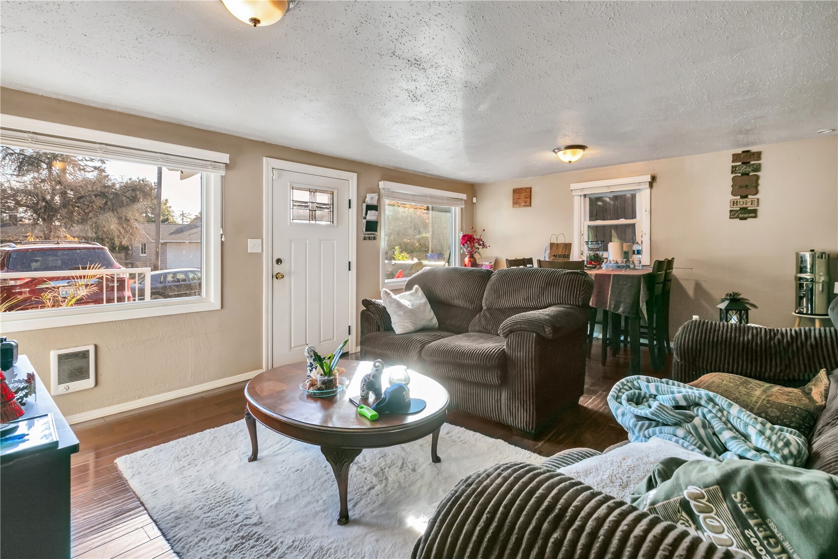 4052 E Spokane Street Property Photo 4