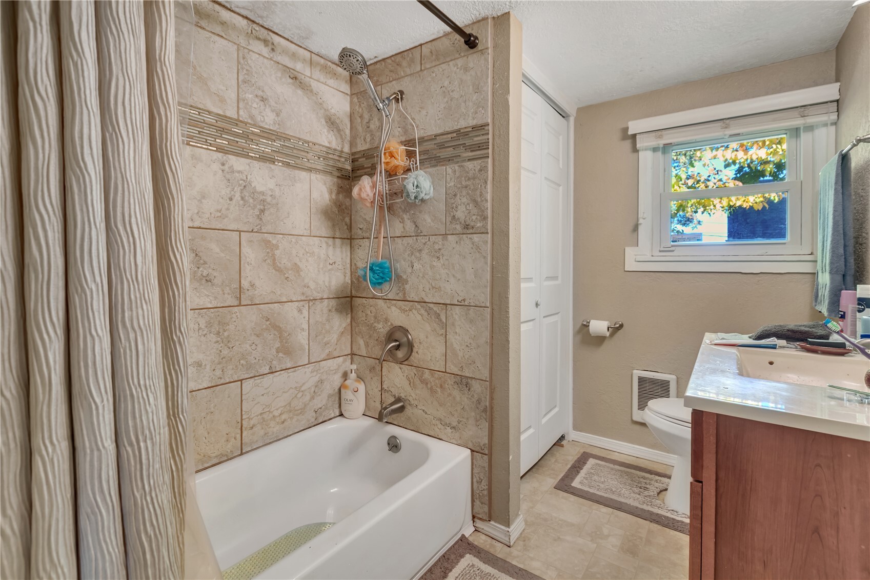 4052 E Spokane Street Property Photo 13