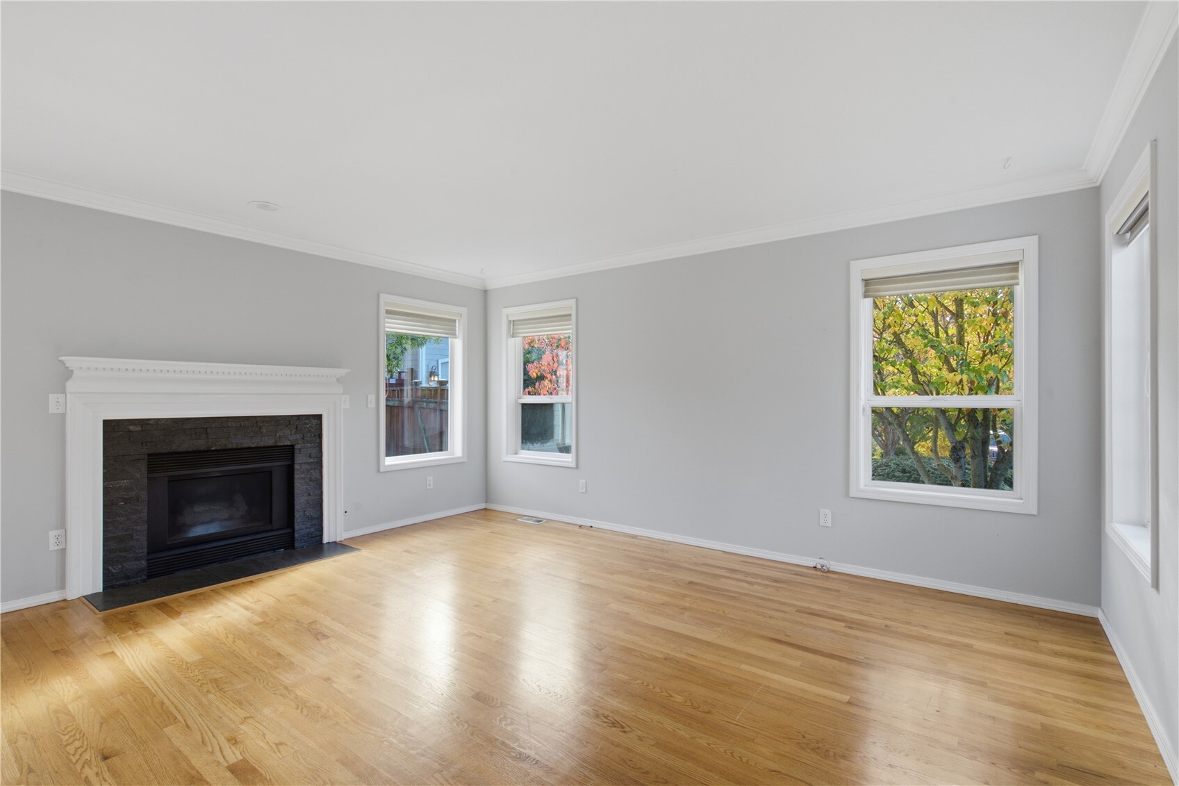 23221 14th Place Property Photo 7