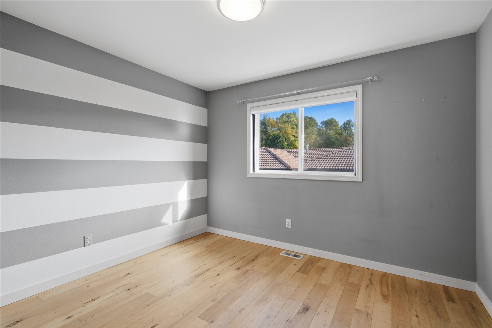 23221 14th Place Property Photo 20