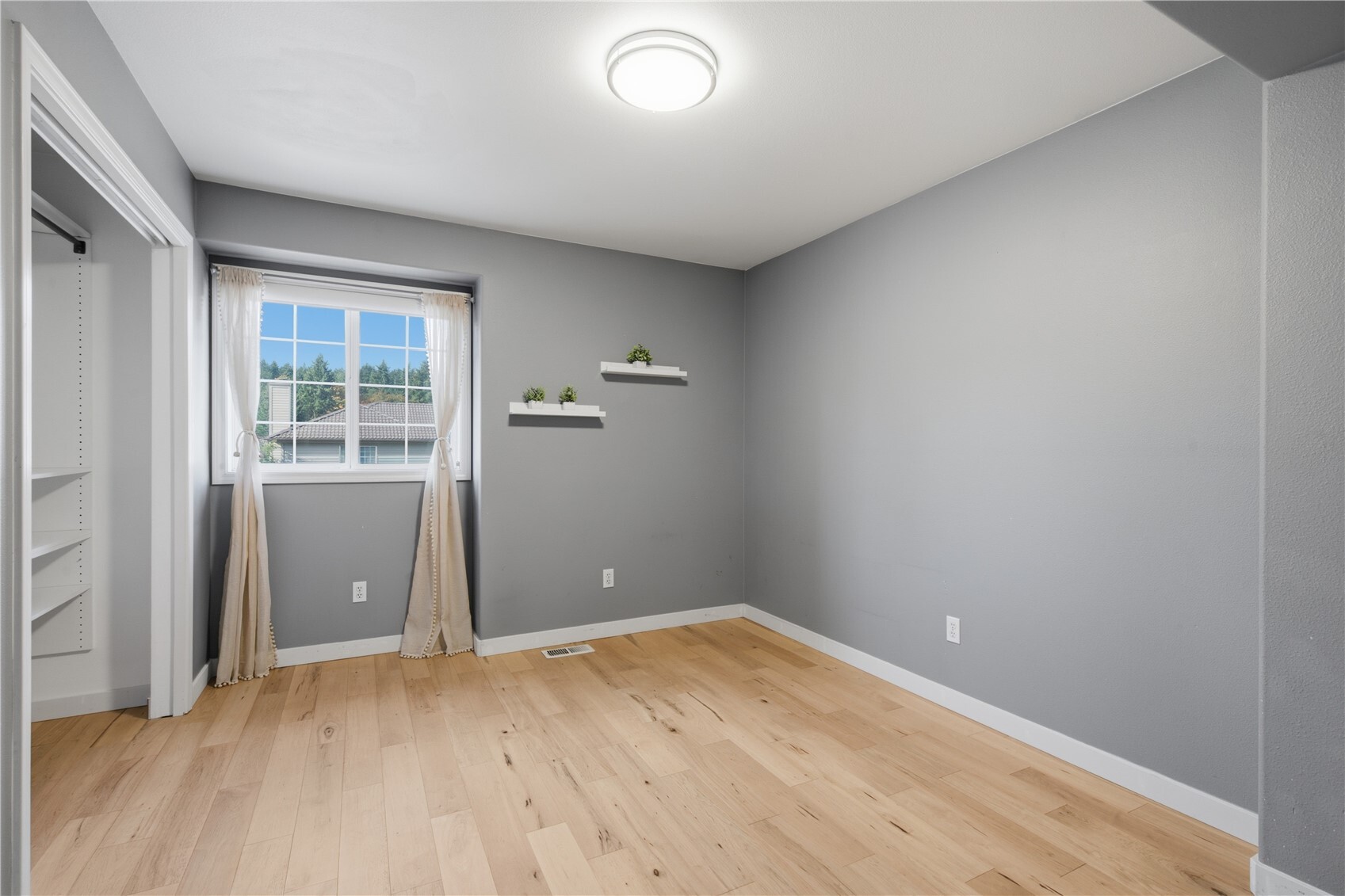 23221 14th Place Property Photo 24