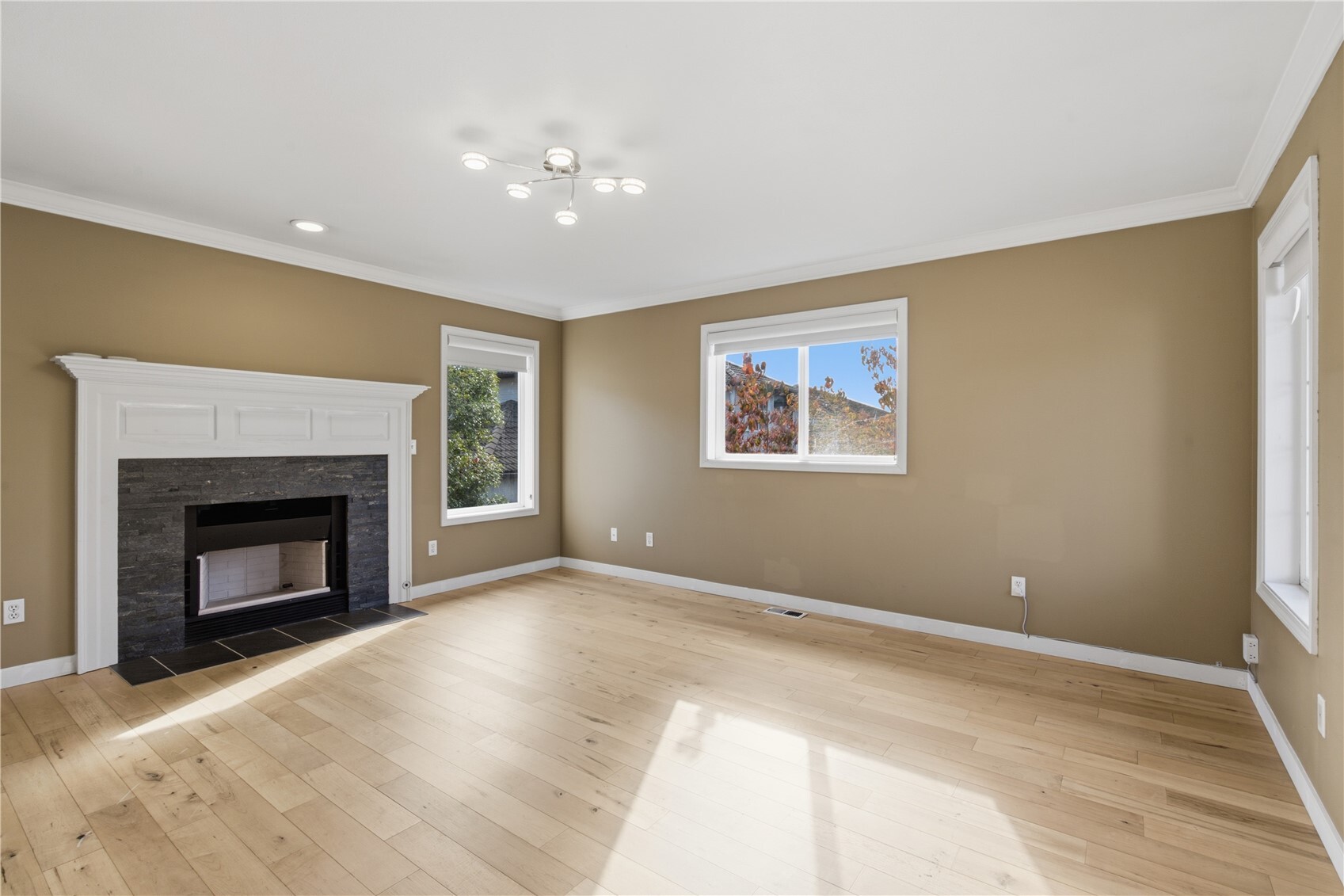 23221 14th Place Property Photo 29