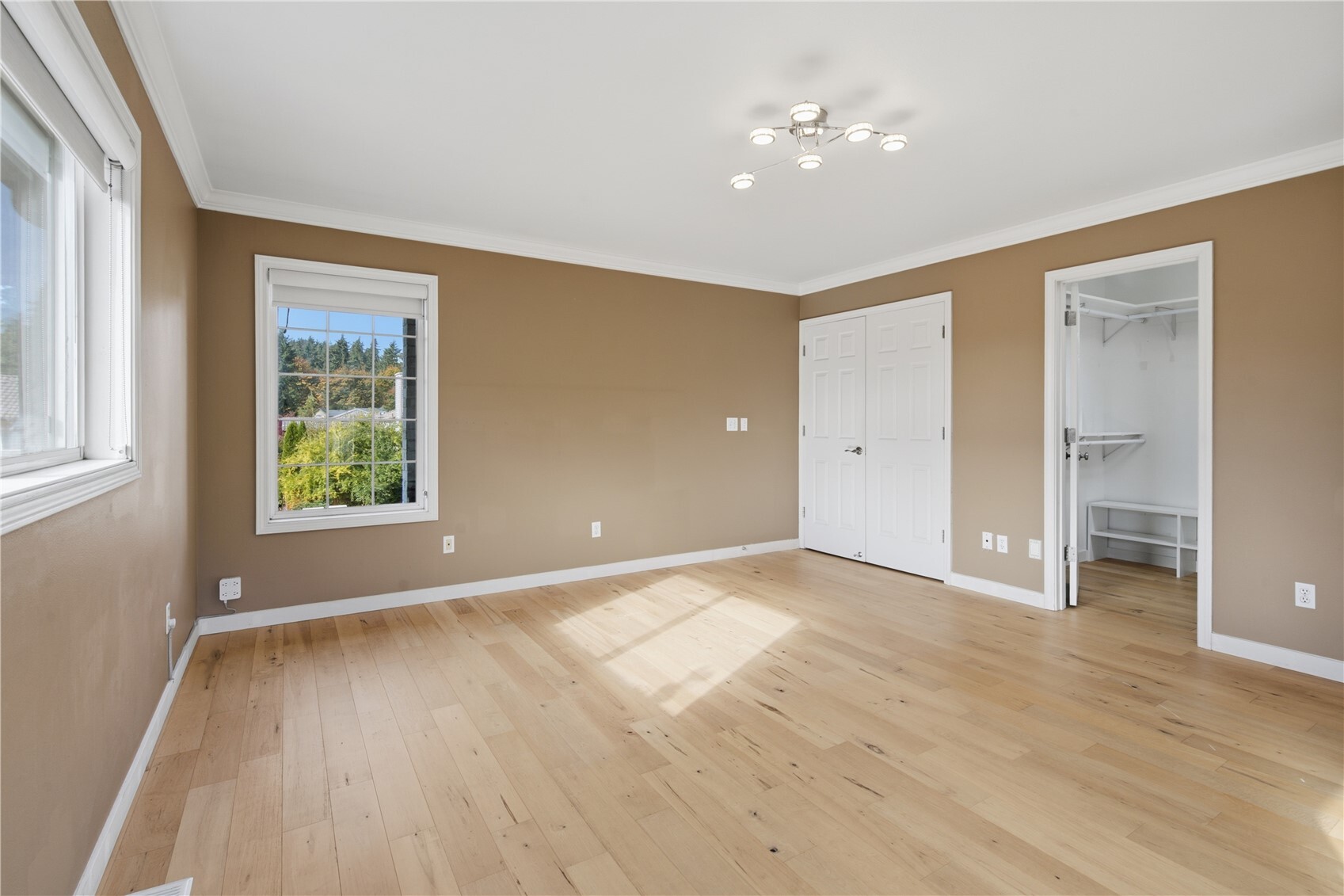 23221 14th Place Property Photo 32