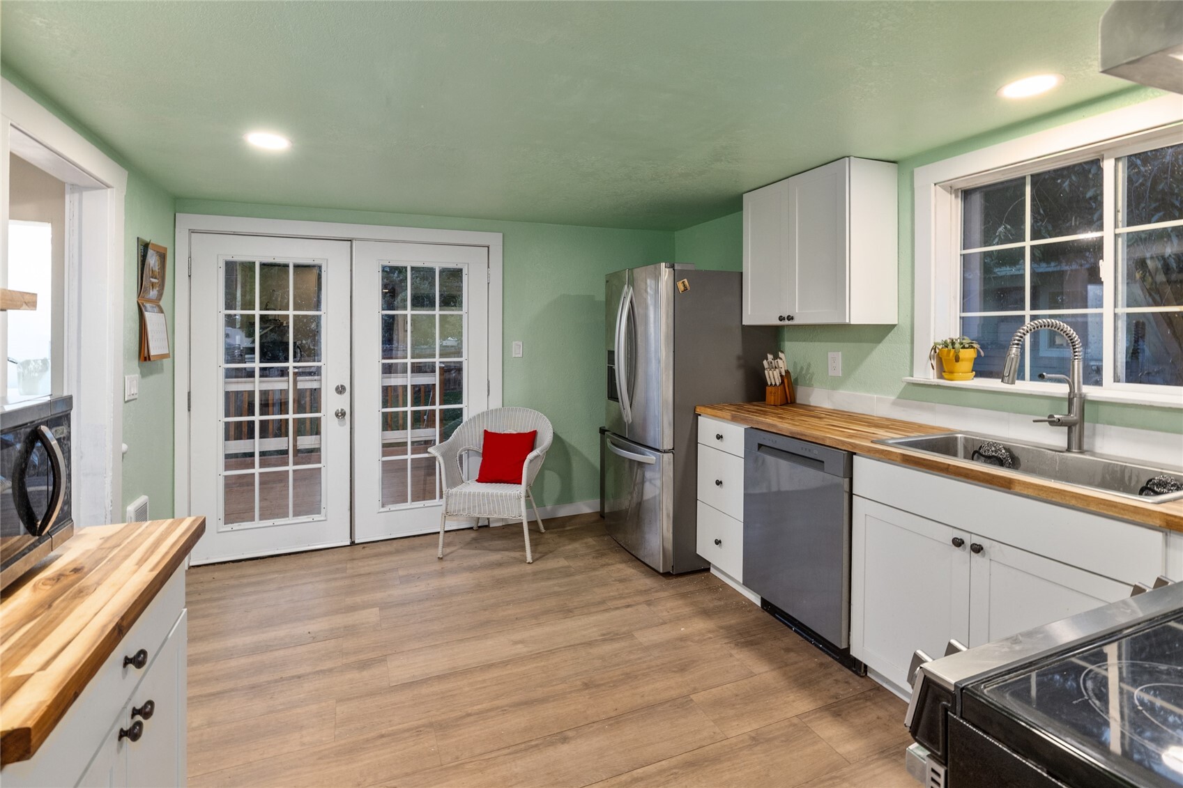 706 Lincoln Avenue Property Photo 11