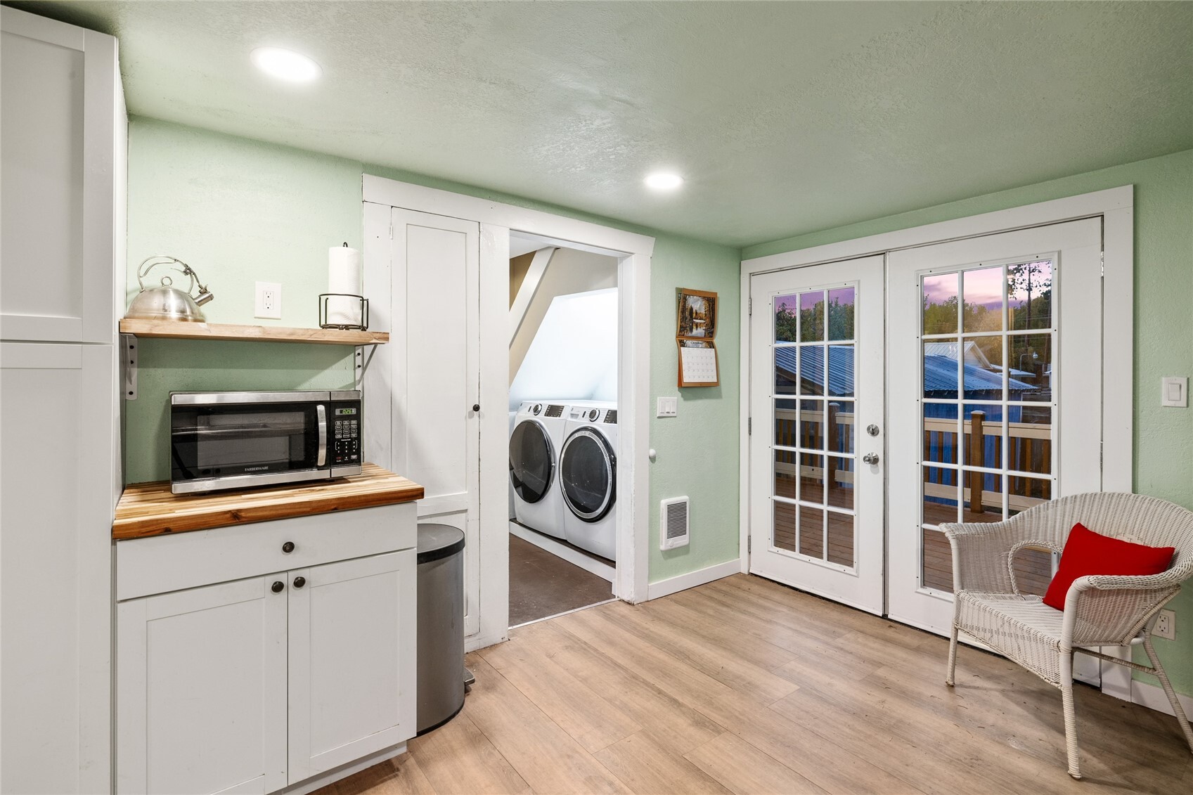 706 Lincoln Avenue Property Photo 13