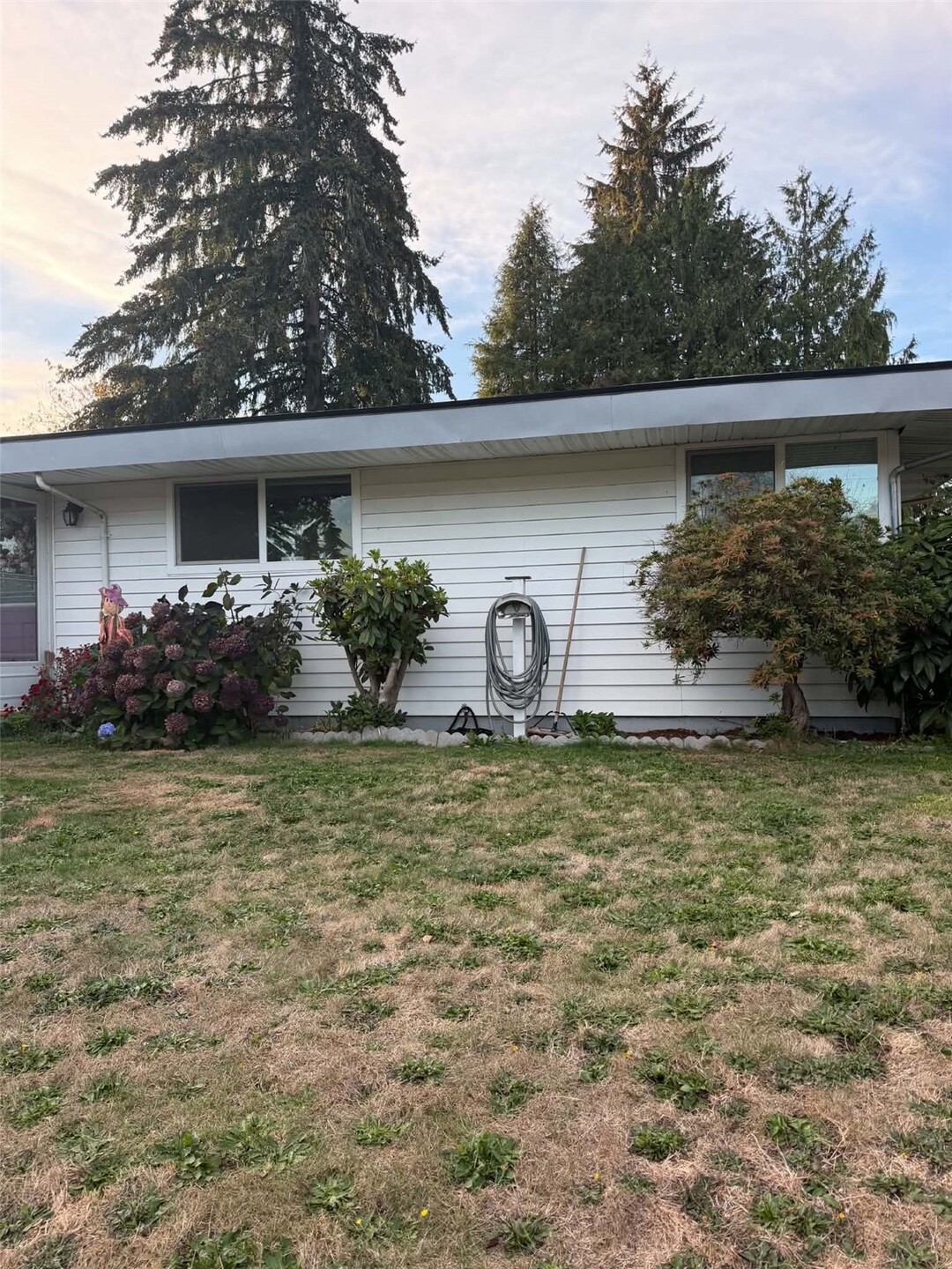 31321 12th Place Property Photo 4