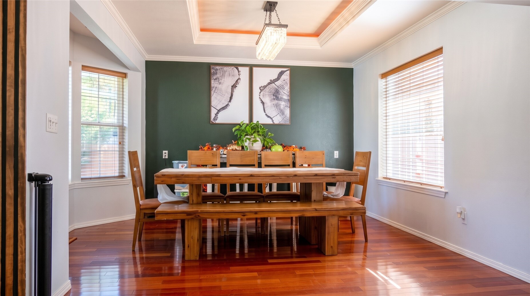 8255 Harborview Road Property Photo 4