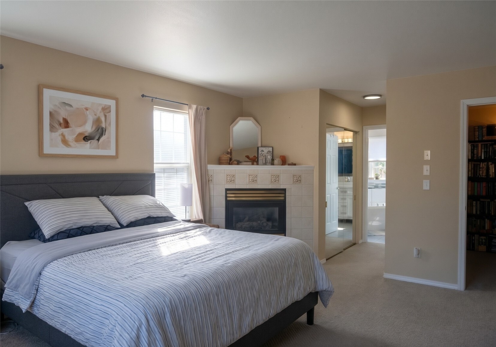 8255 Harborview Road Property Photo 11