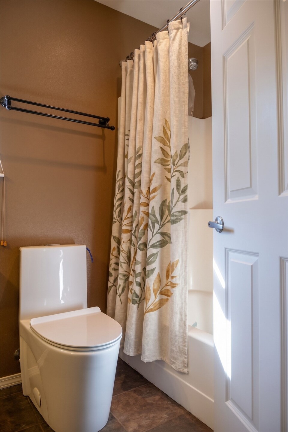 8255 Harborview Road Property Photo 20