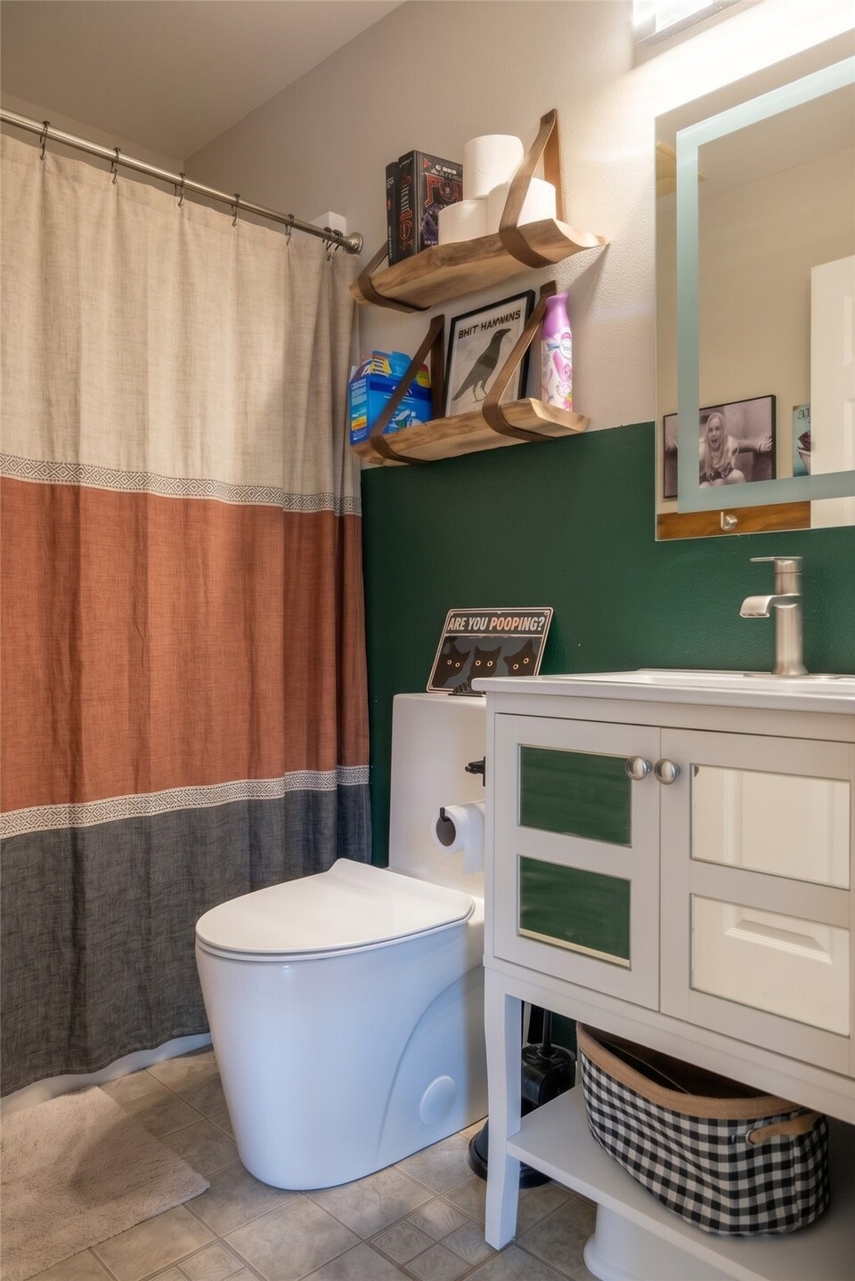 8255 Harborview Road Property Photo 25