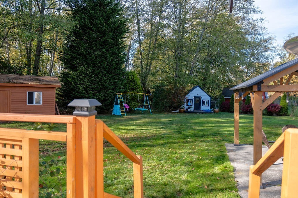 8255 Harborview Road Property Photo 28