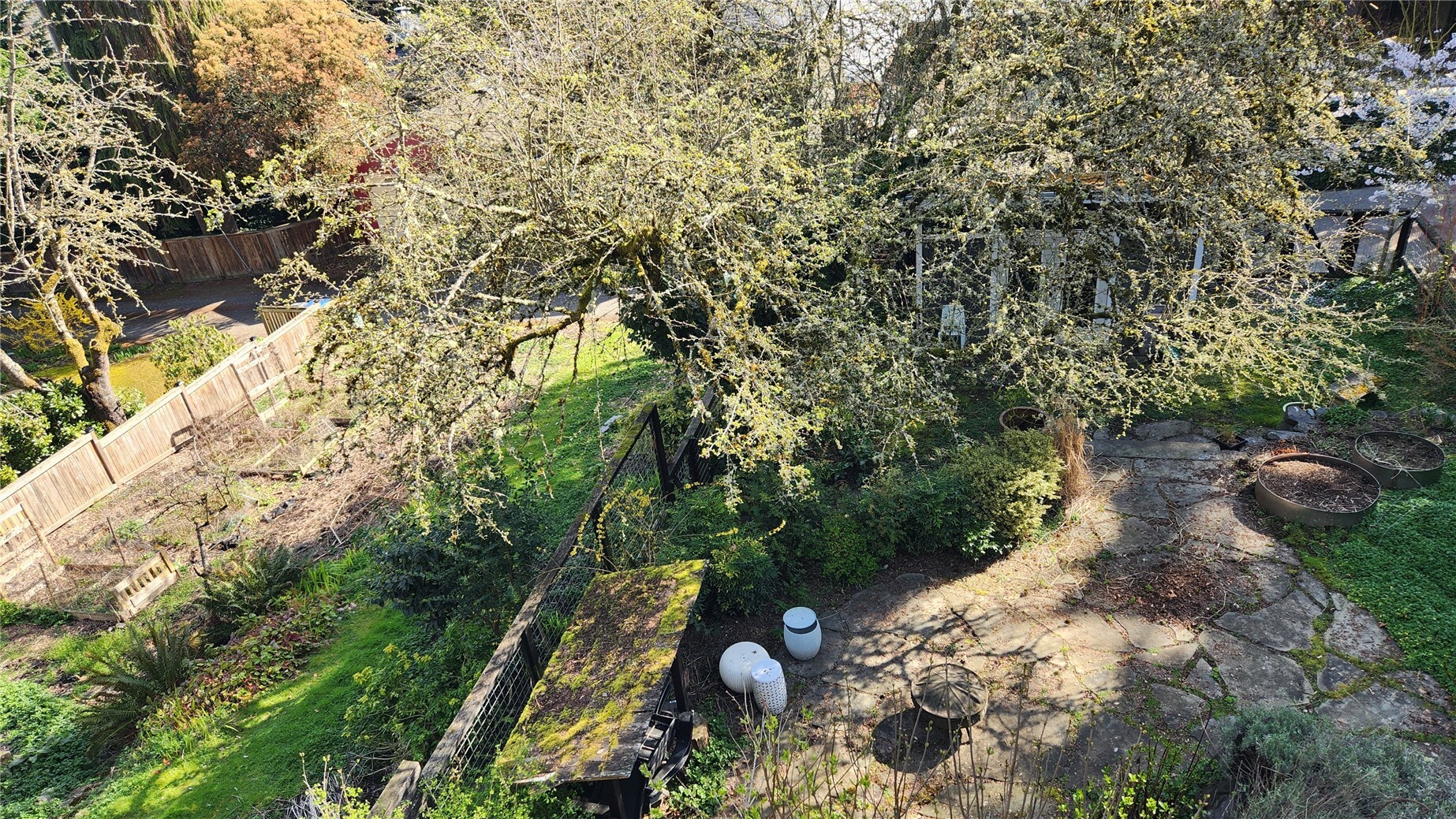 1210 25th Avenue Property Photo 16