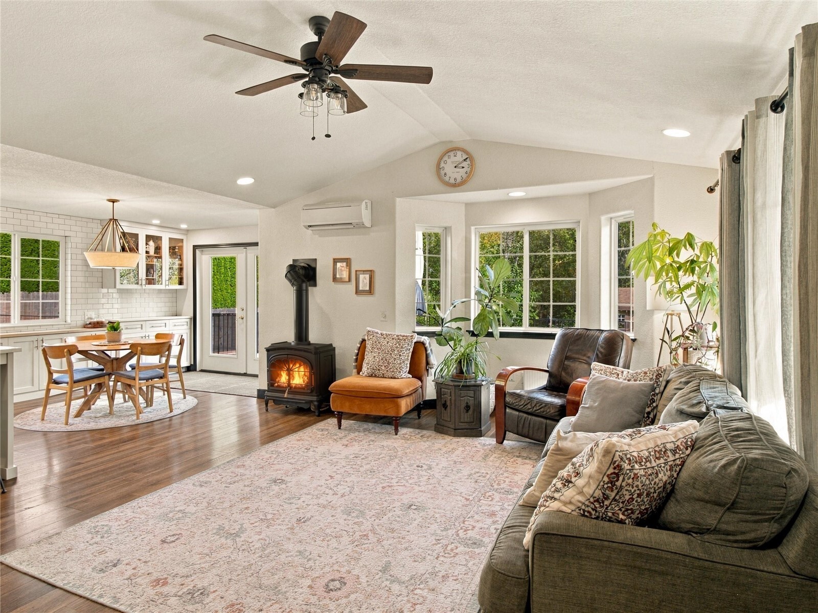 8318 Baird Road Property Photo 7