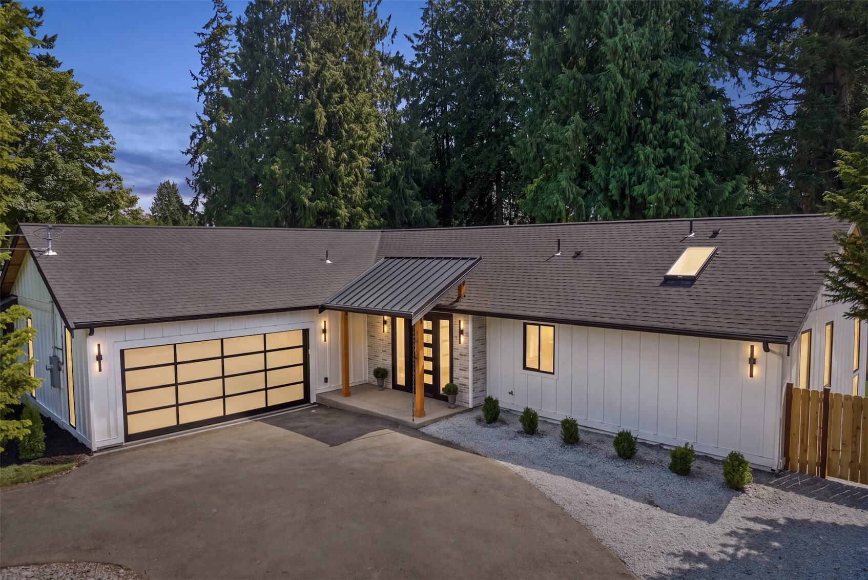 15729 Larch Way Property Photo 40