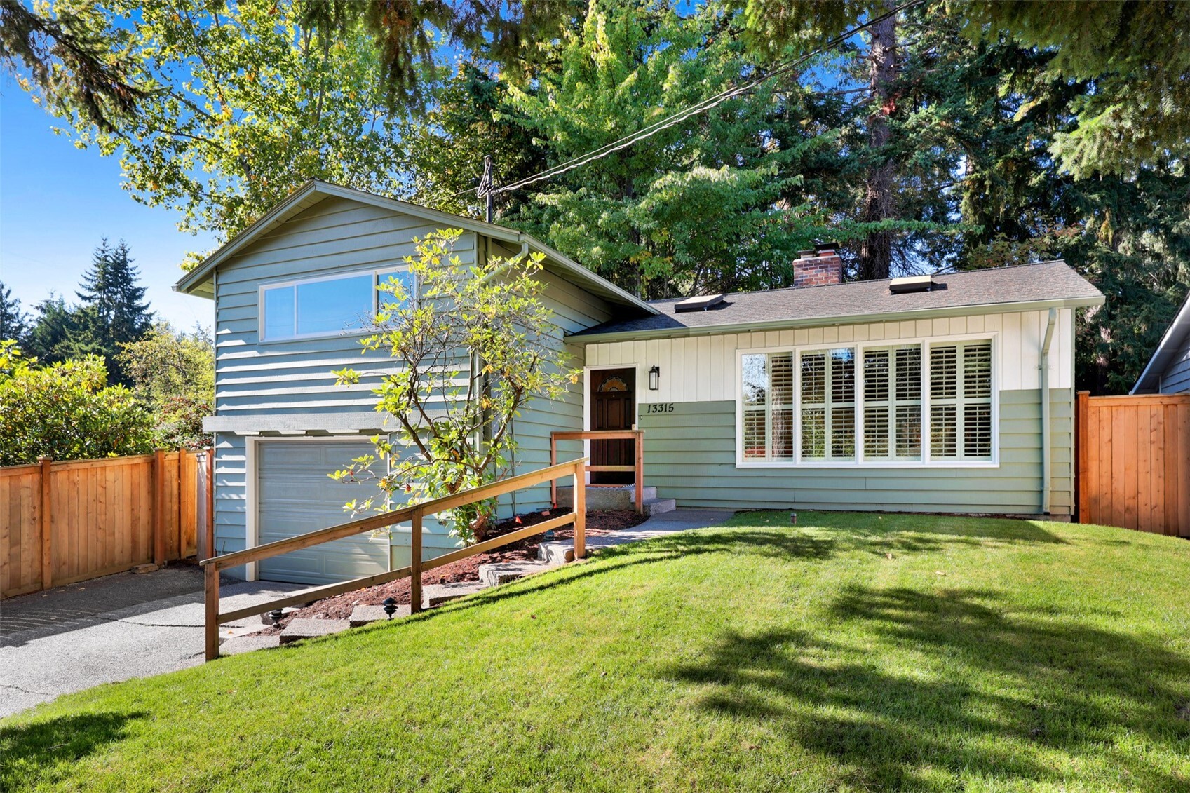 13315 31st Avenue Property Photo 2