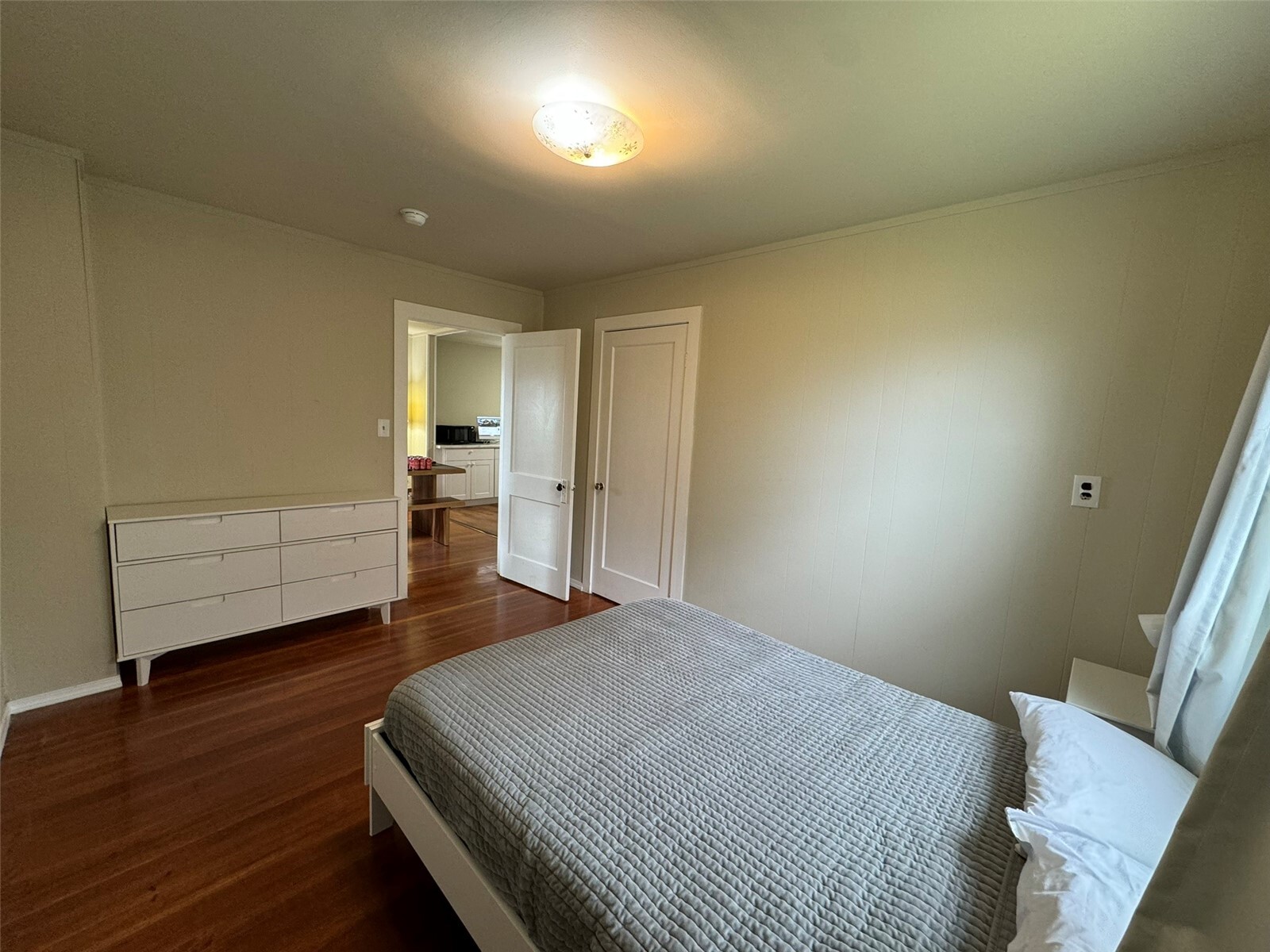 203 W Ocean Ave Property Photo 5