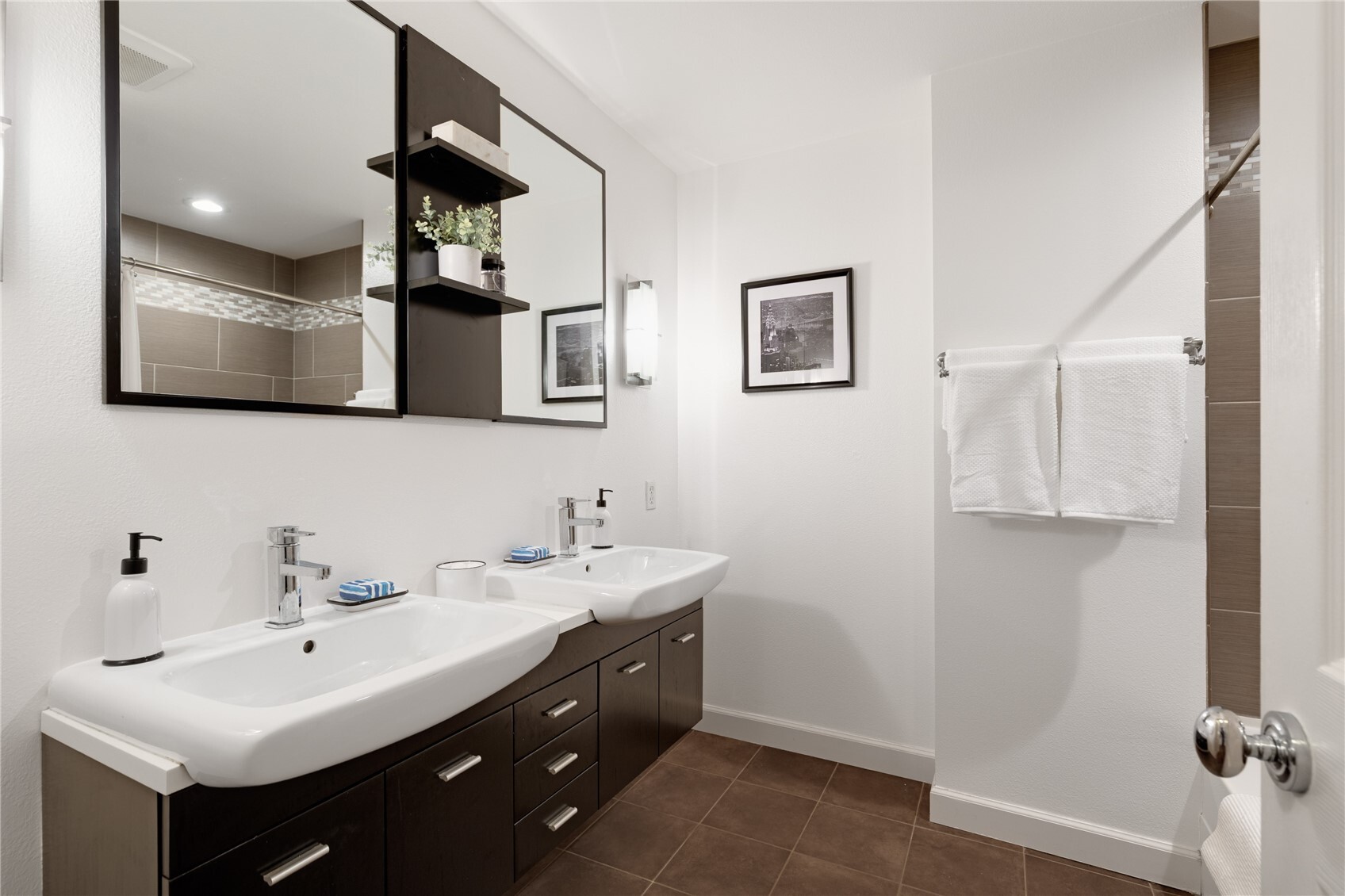 526 1st Avenue 420 Property Photo 26