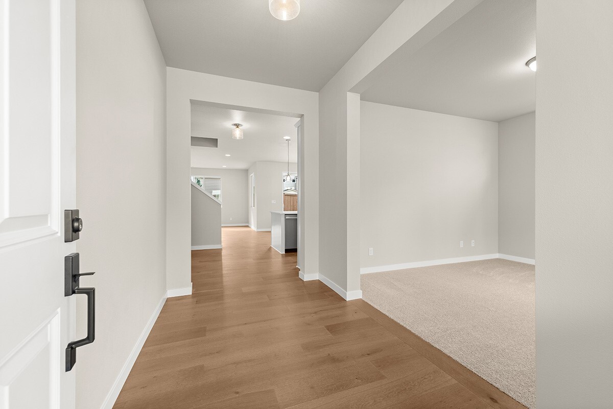 4342 72nd Drive Property Photo 14