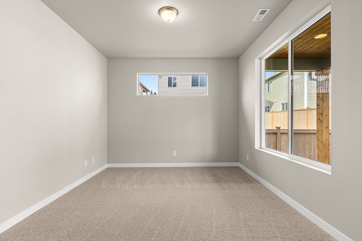 4342 72nd Drive Property Photo 17