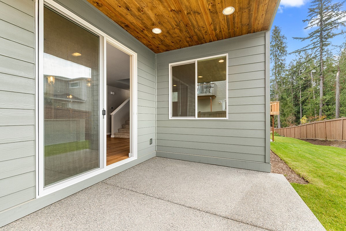 4342 72nd Drive Property Photo 38