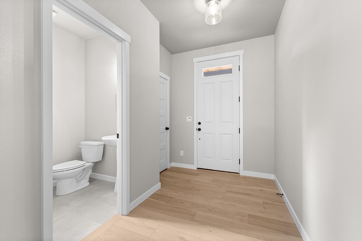 4359 72nd Drive Property Photo 9