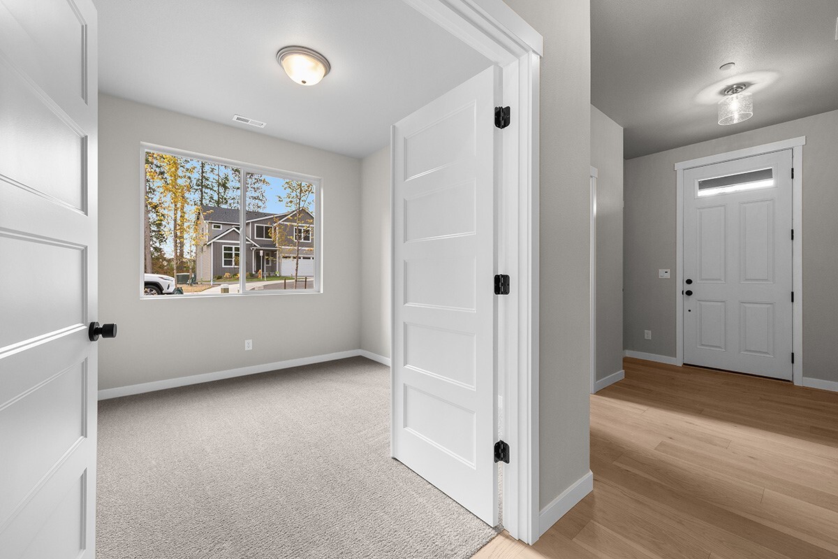 4359 72nd Drive Property Photo 11