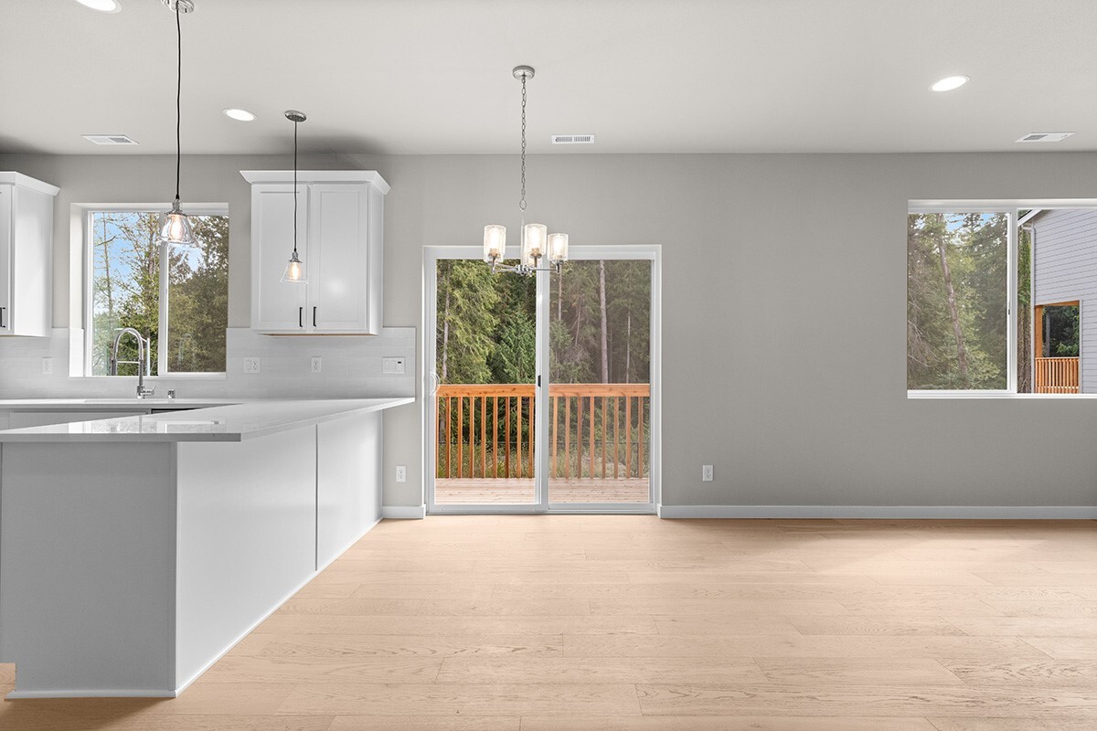 4359 72nd Drive Property Photo 13