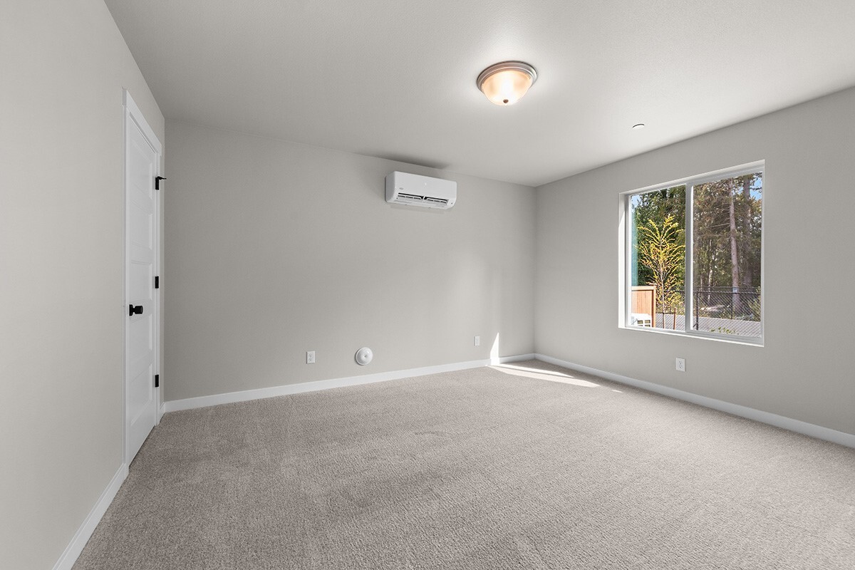 4359 72nd Drive Property Photo 24