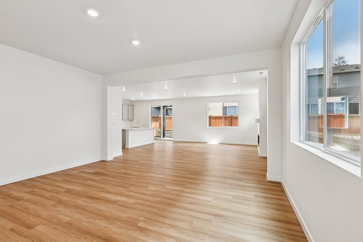 418 Sunbeam (lot 33) Street Property Photo 5