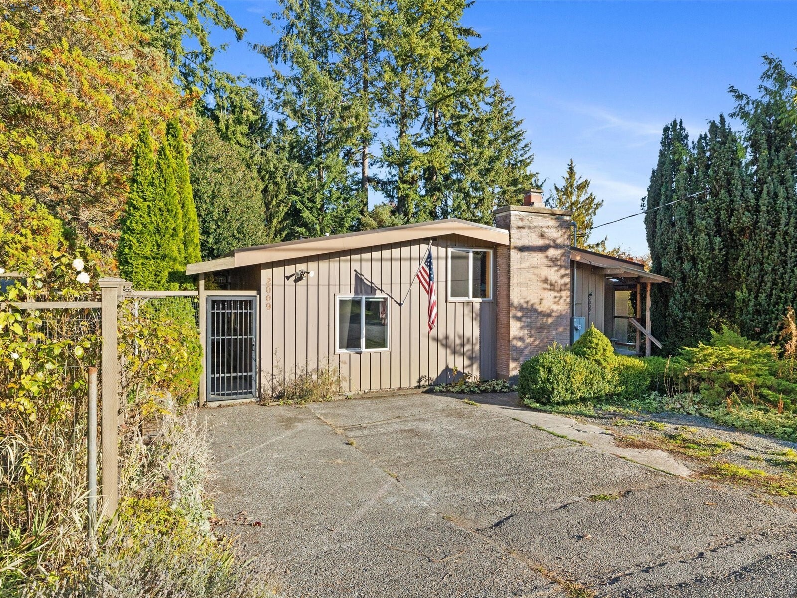 2009 116th Avenue Property Photo 2