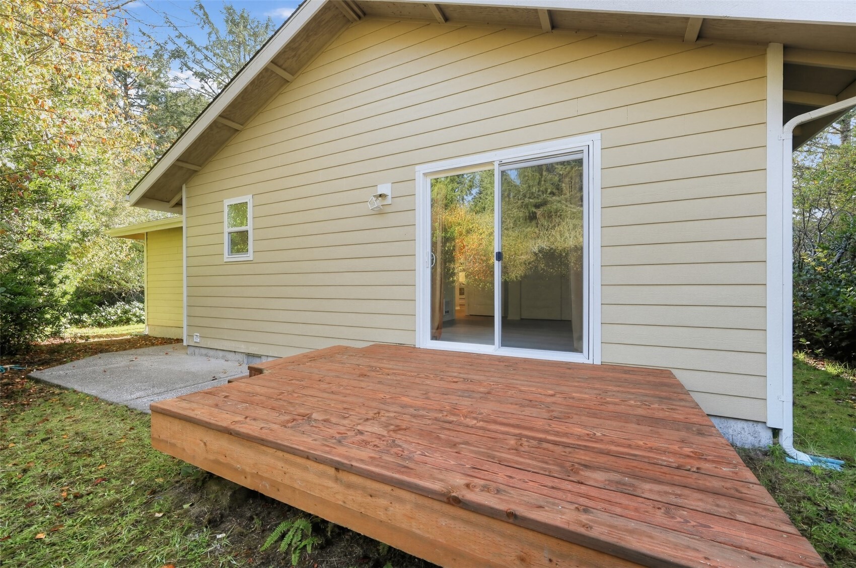 666 Island Circle Property Photo 26