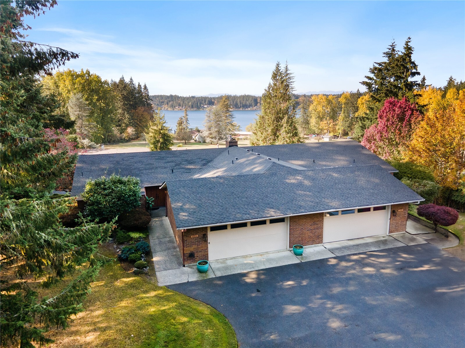 2502 70th Avenue A Property Photo 1