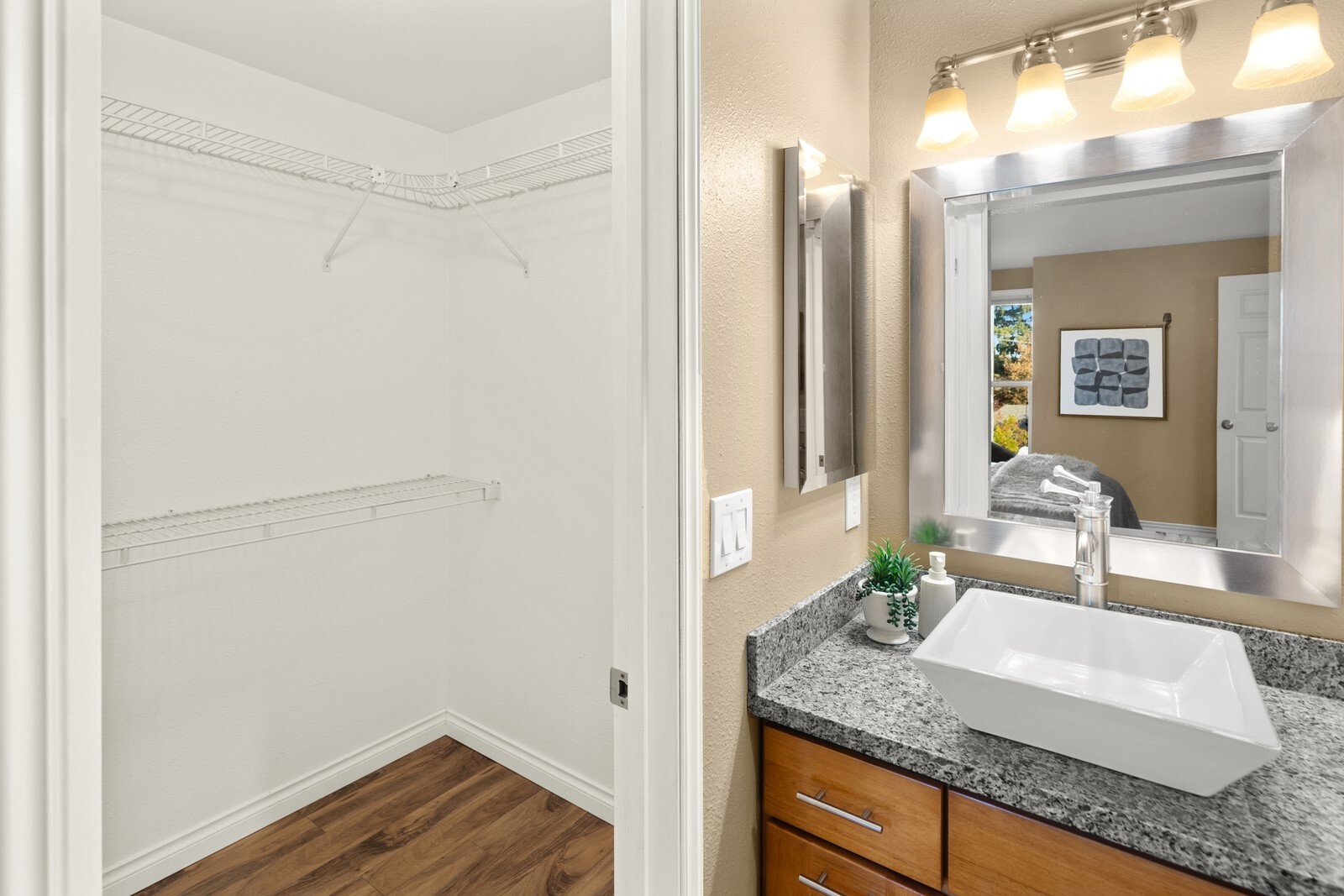 4118 Sw College Street 404 Property Photo 21