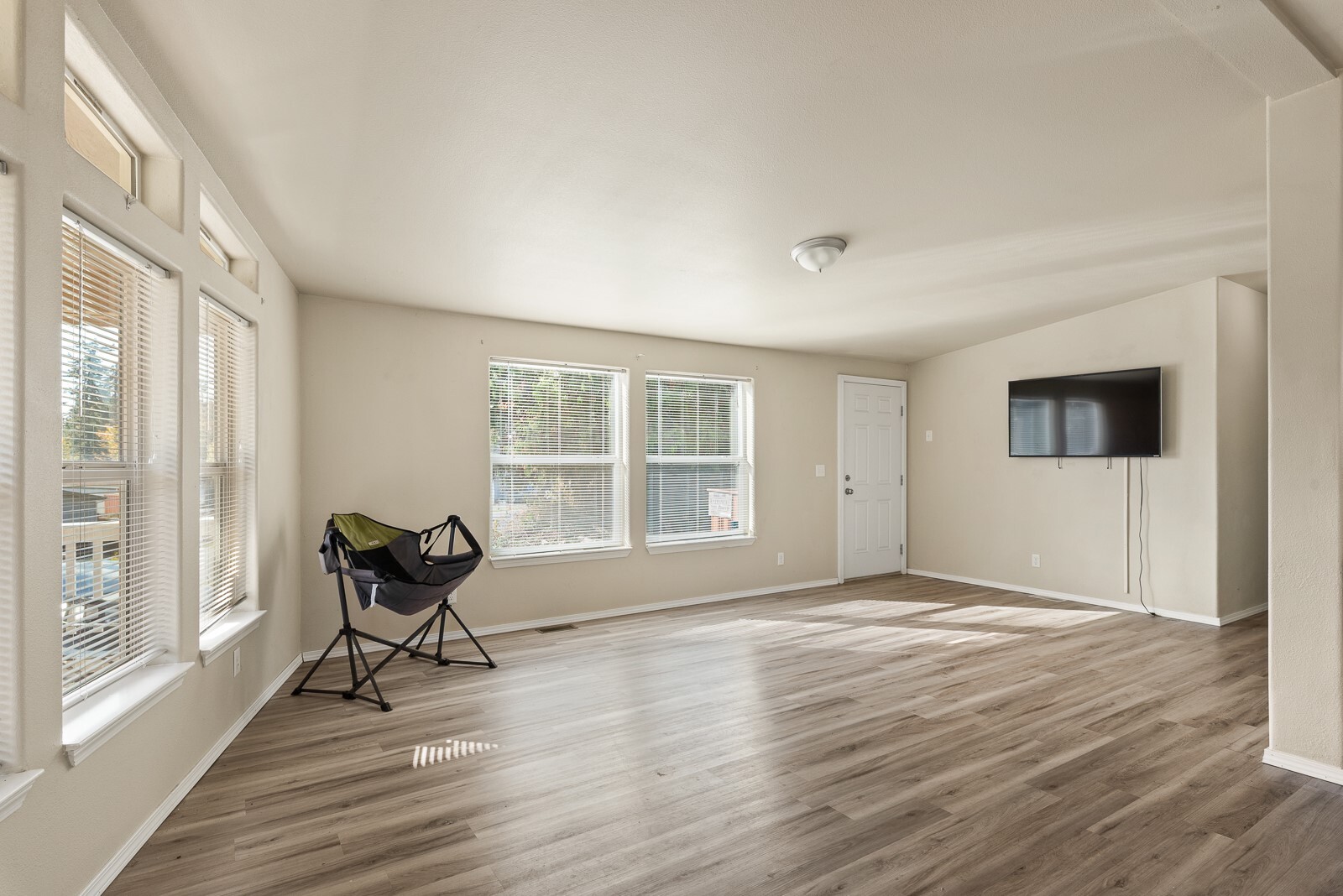 4419 Shoemaker Road Property Photo 4