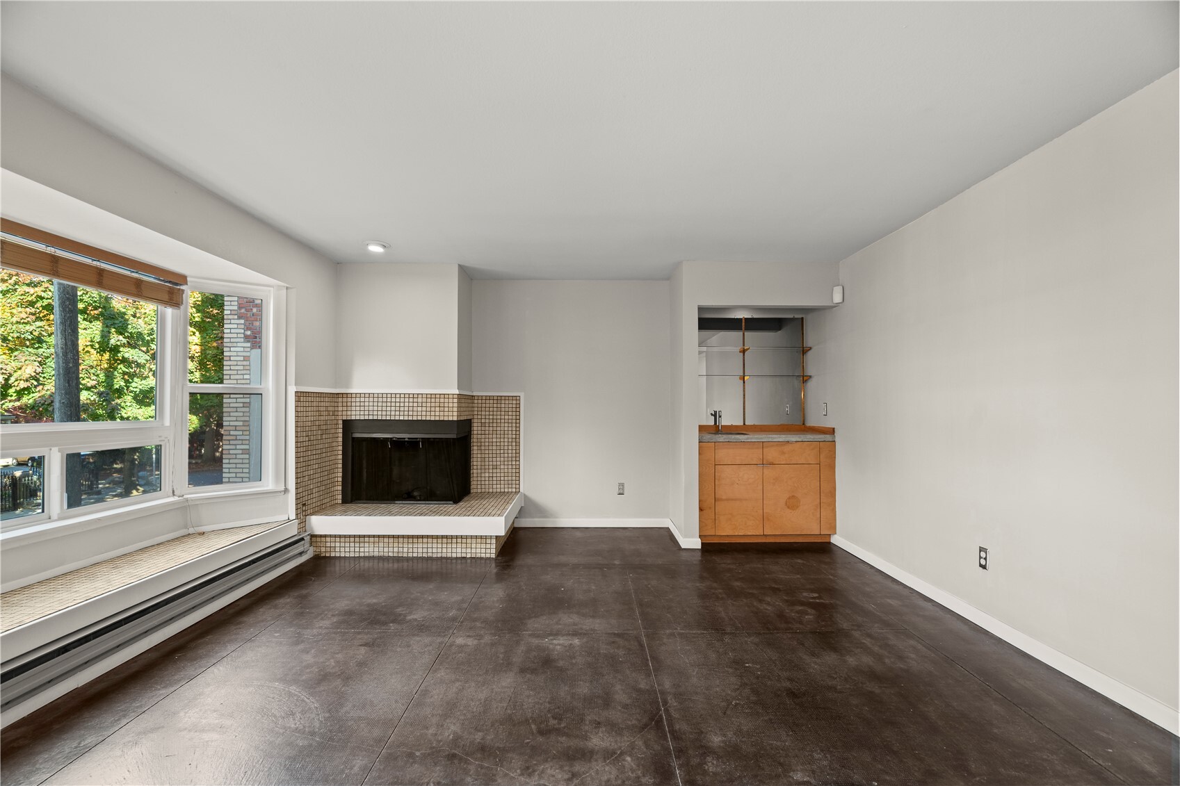 210 Boylston Avenue 101 Property Photo 6