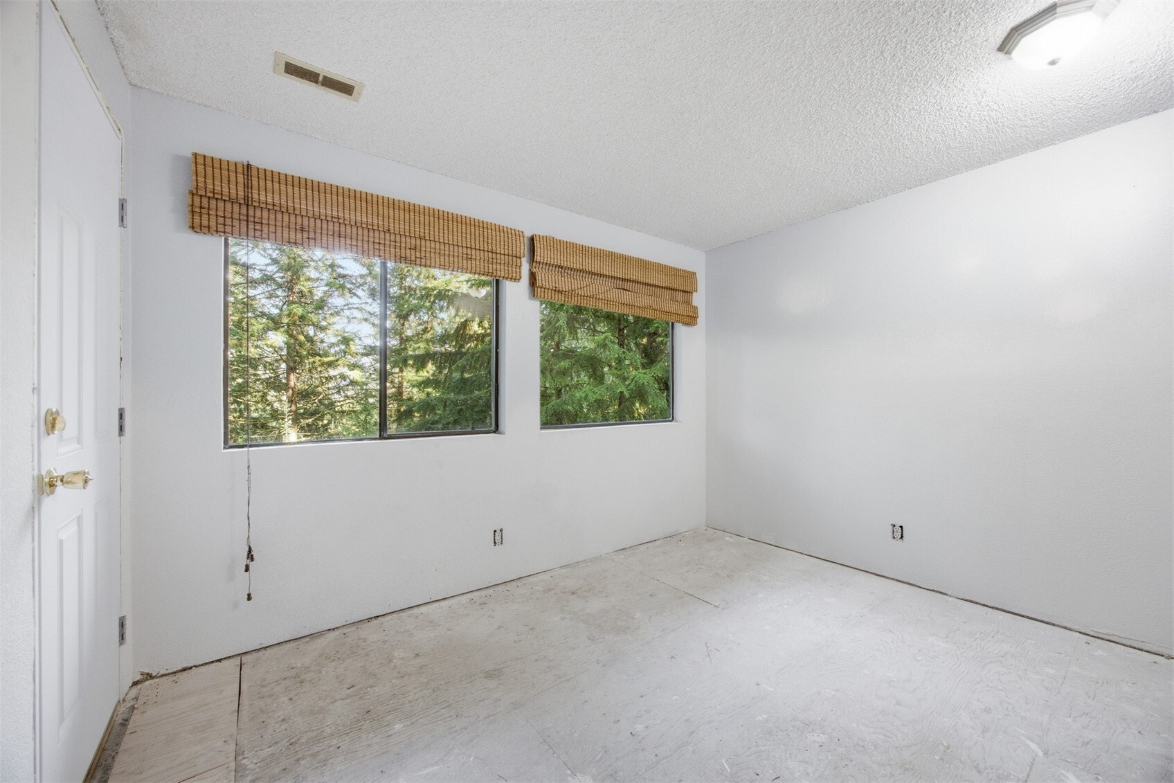 66 68 Louise View Drive Property Photo 27