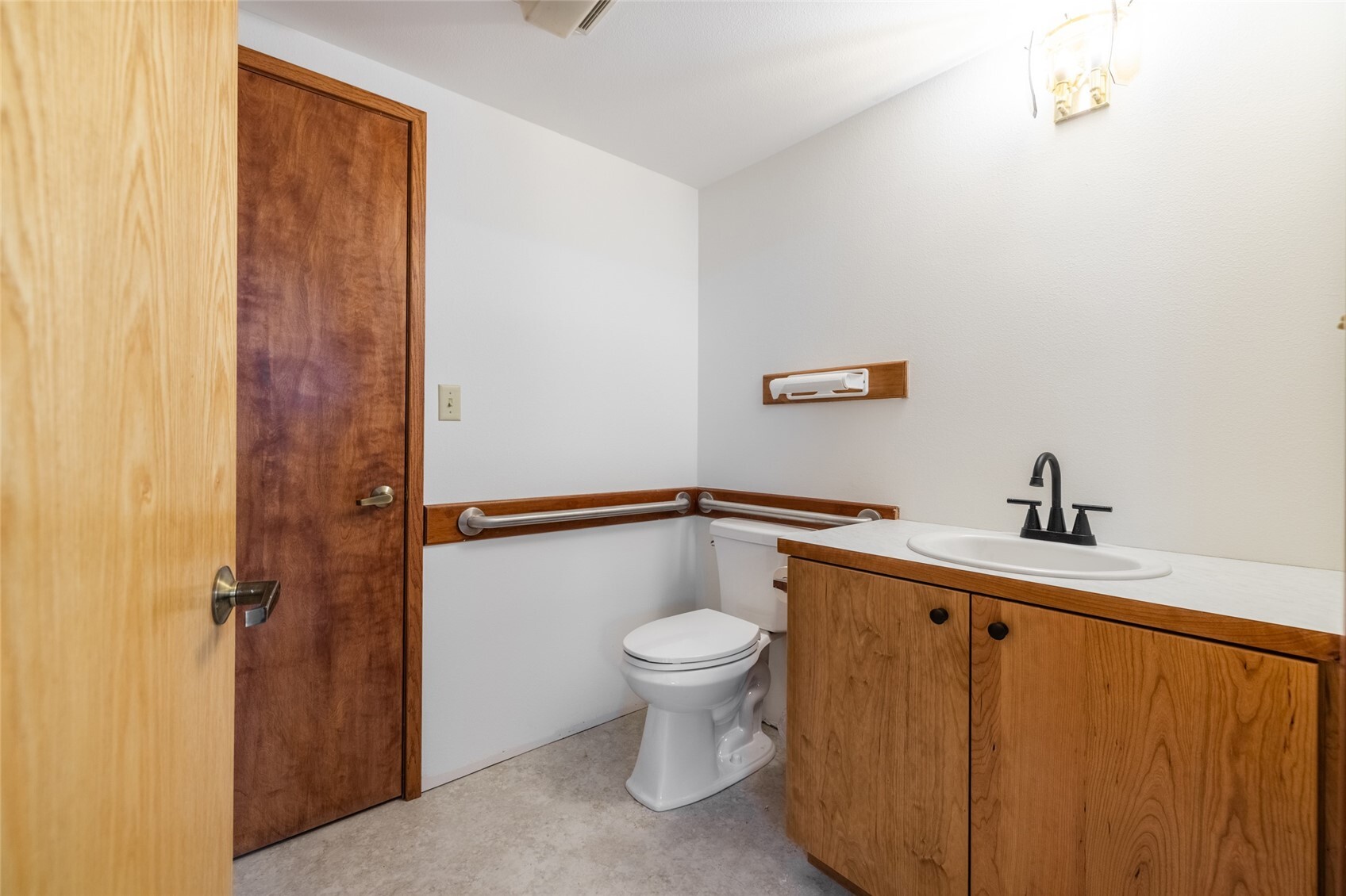 3111 T Avenue Property Photo 8