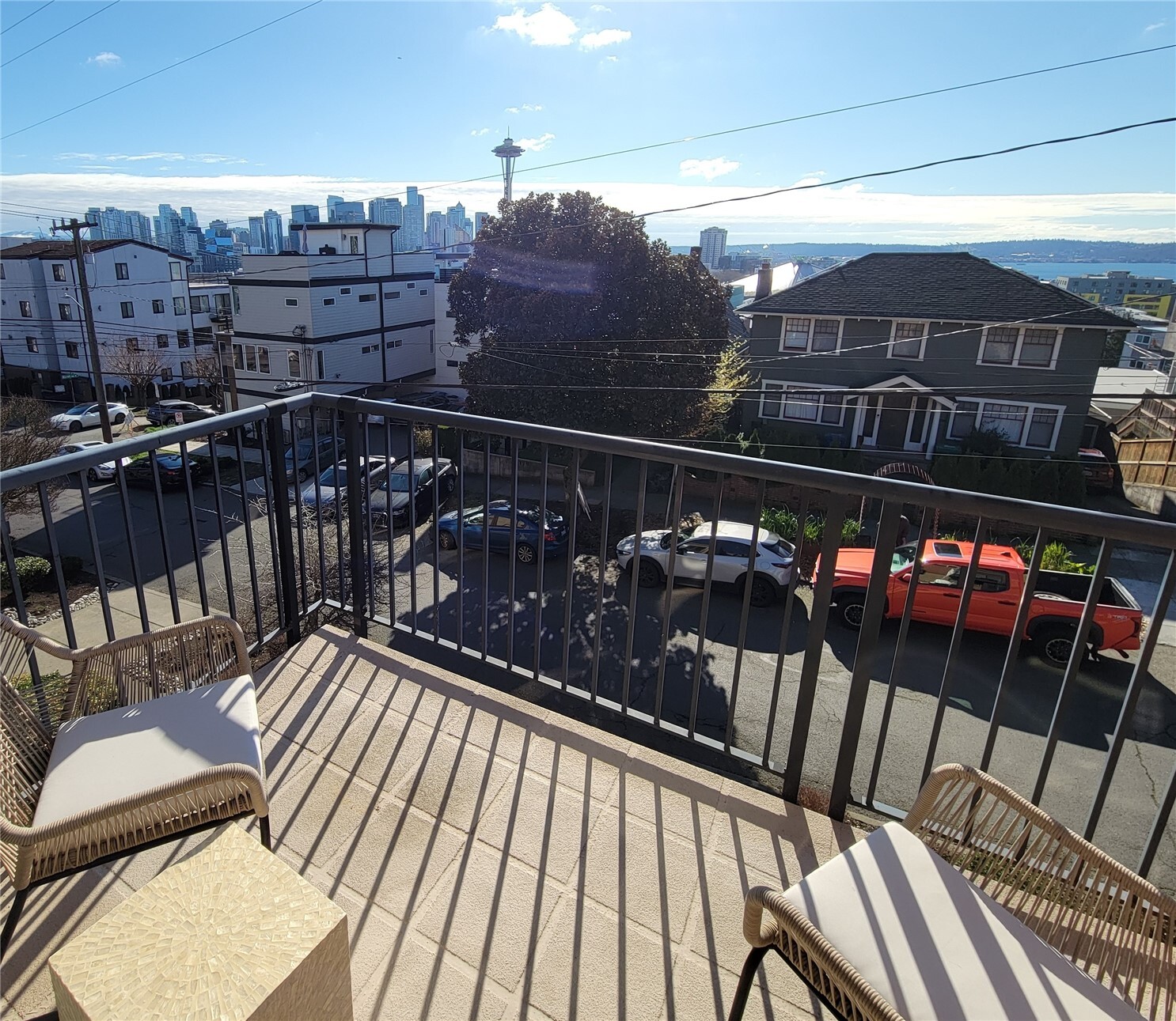 116 Aloha Street 116 Property Photo 3
