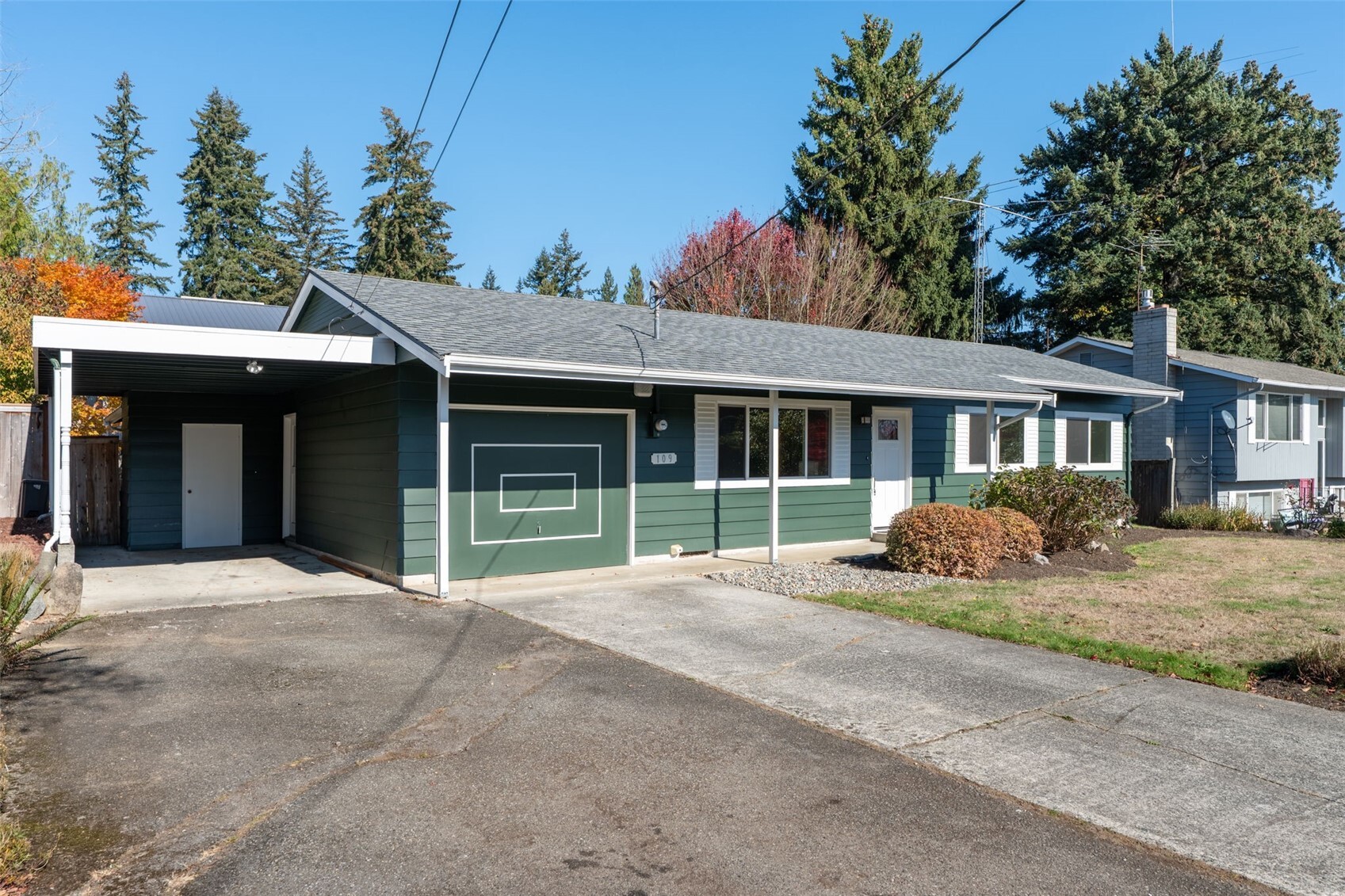 109 161st Street Property Photo 3