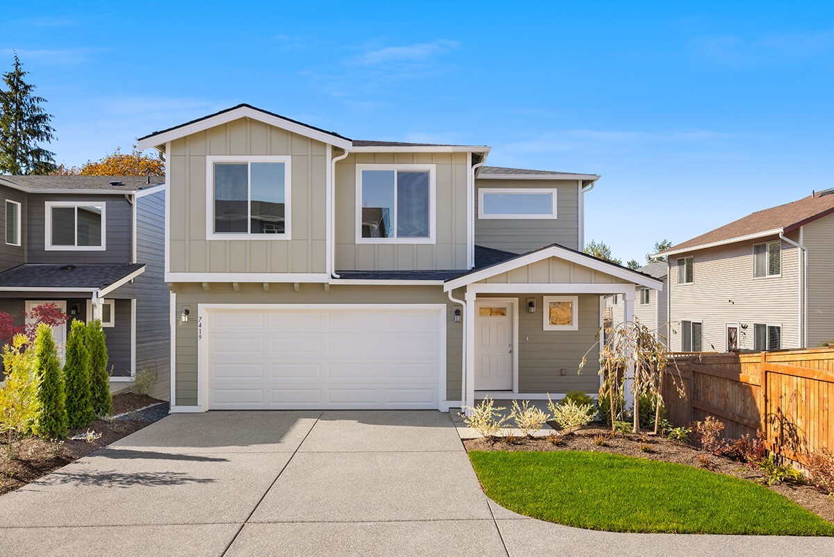 7419 45th Place Property Photo 1
