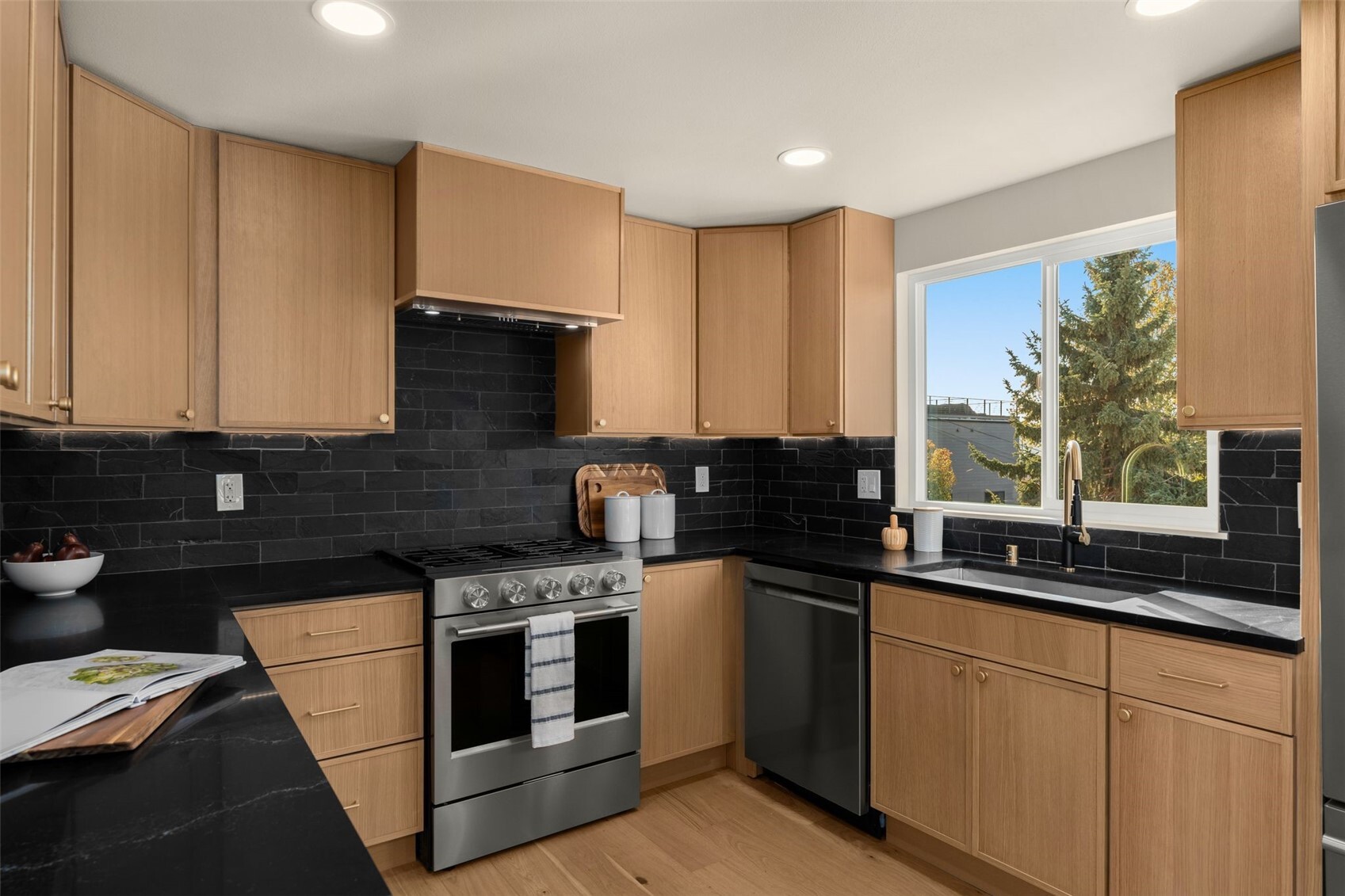 309 Nw 48th Street Property Photo 15