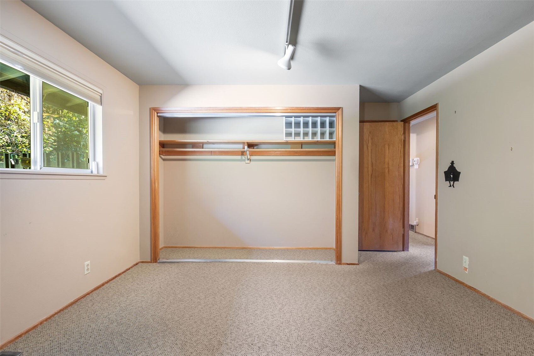 216 Nw 115th Street Property Photo 17