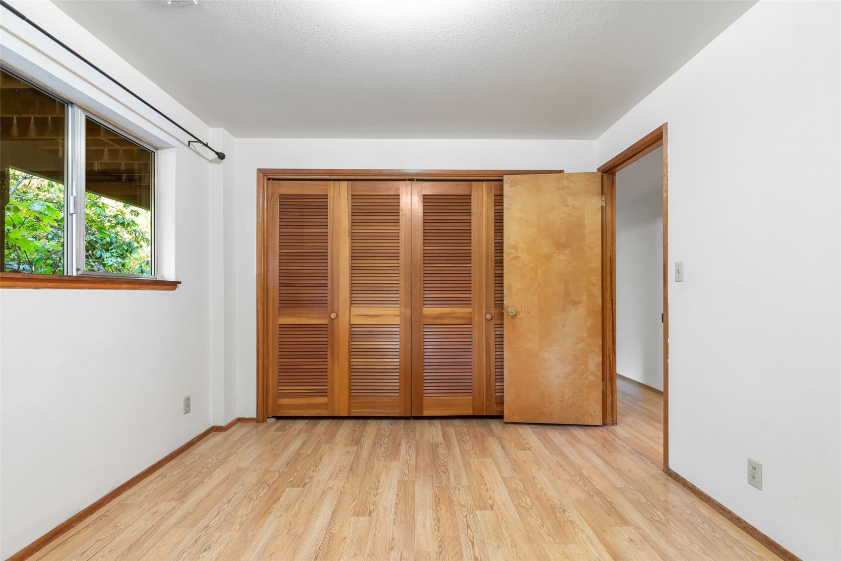 216 Nw 115th Street Property Photo 24