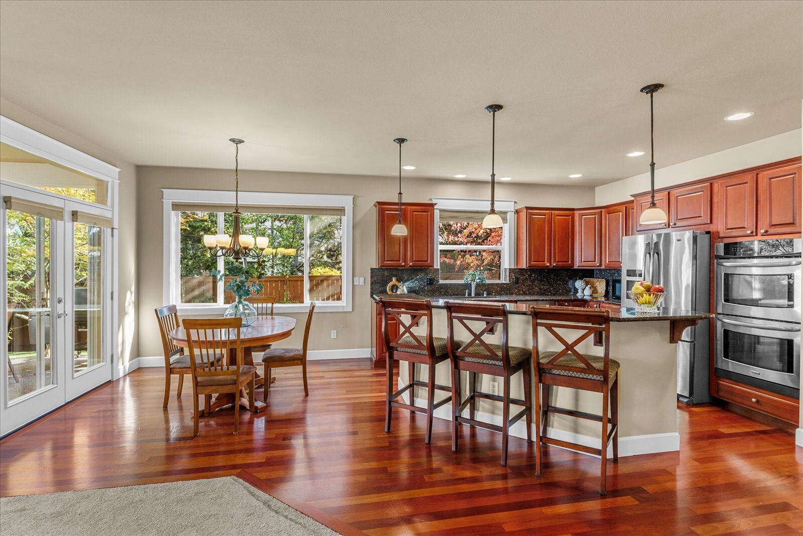 7274 Rosemount Circle Property Photo 8