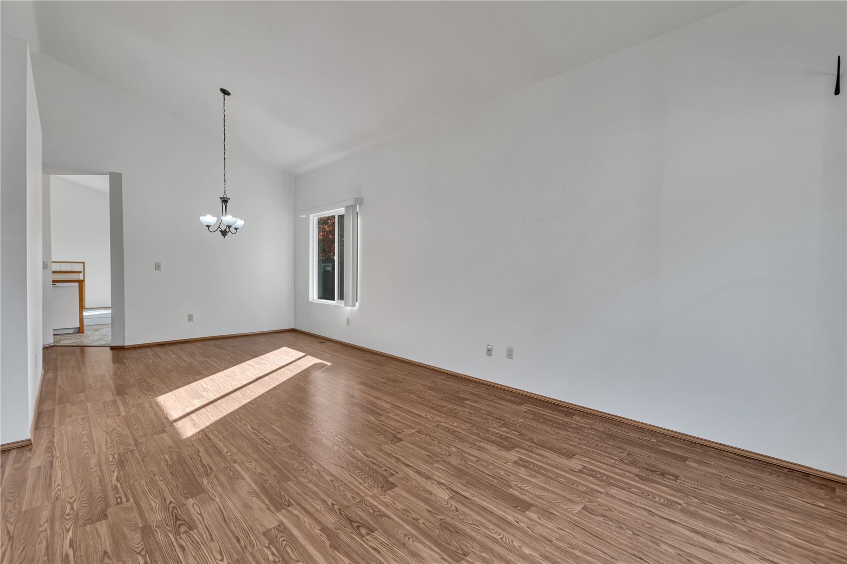 18615 Se 259th Street Property Photo 4
