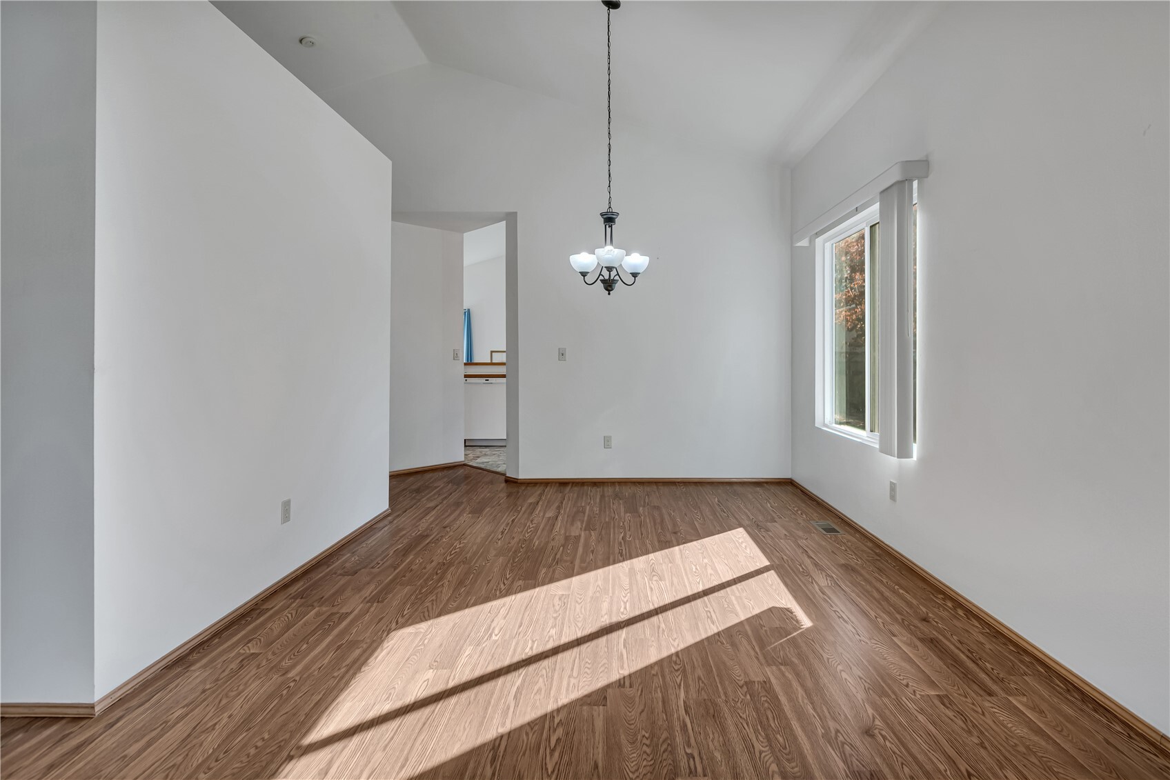18615 Se 259th Street Property Photo 7