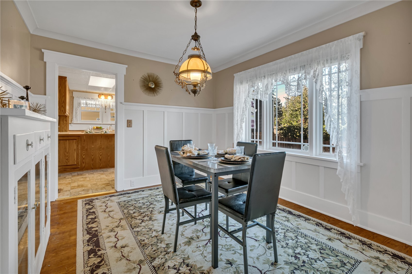 2411 Thurston Avenue Property Photo 11